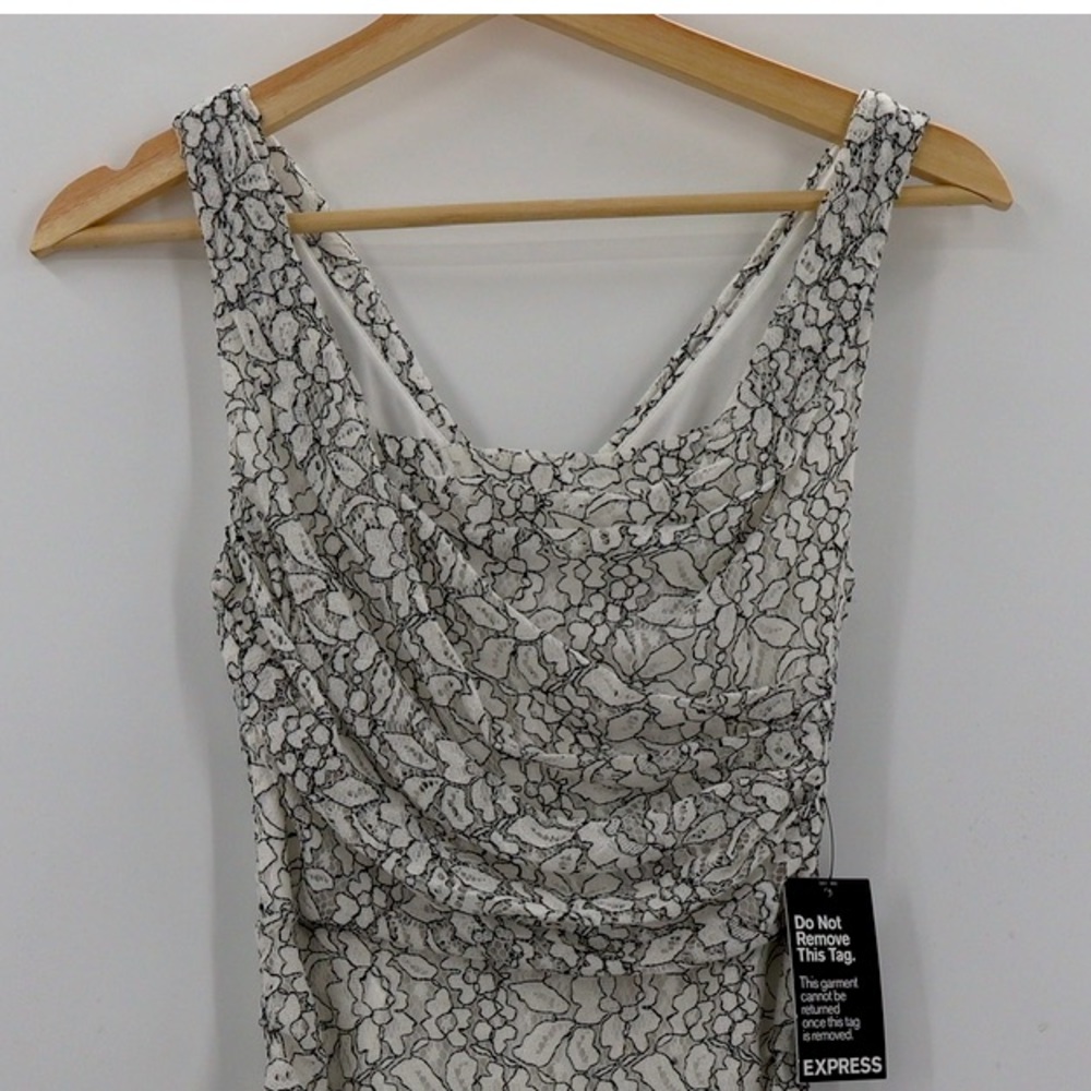 NWT Express White Lace Dress BodyCon Dress Size 2 White & Black Lace - Picture 8 of 10